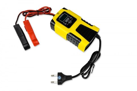 Prostownik Automatyczny Volt Polska 12V 4A / 6V 2A LCD Prostownik Automatyczny Volt Polska 12V 4A / 6V 2A LCD
